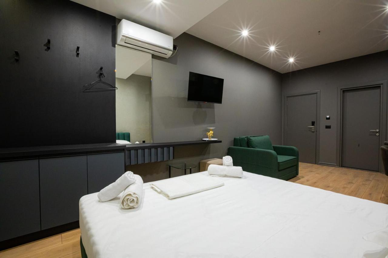 Dea'S Apartaments ติรานา ภายนอก รูปภาพ