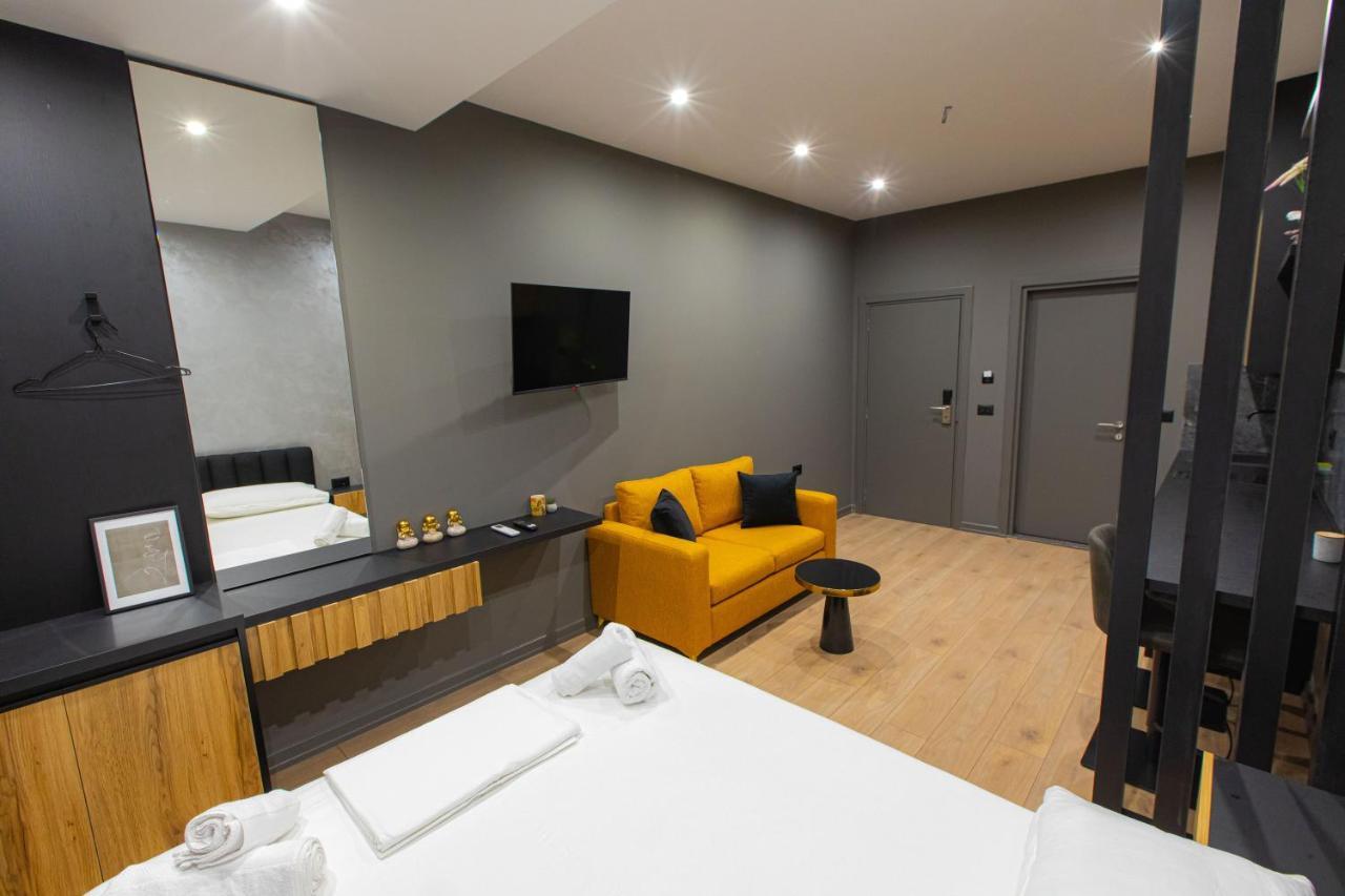 Dea'S Apartaments ติรานา ภายนอก รูปภาพ