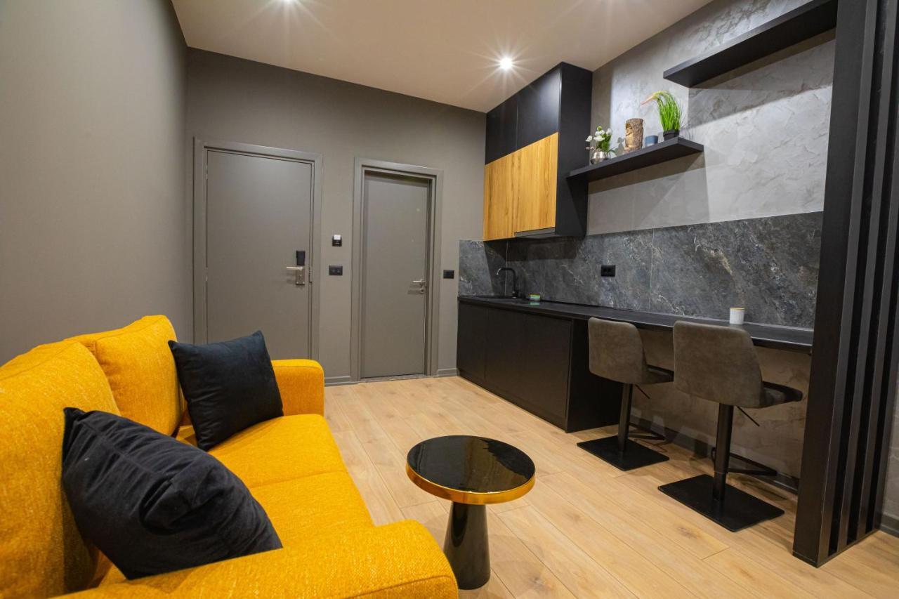 Dea'S Apartaments ติรานา ภายนอก รูปภาพ