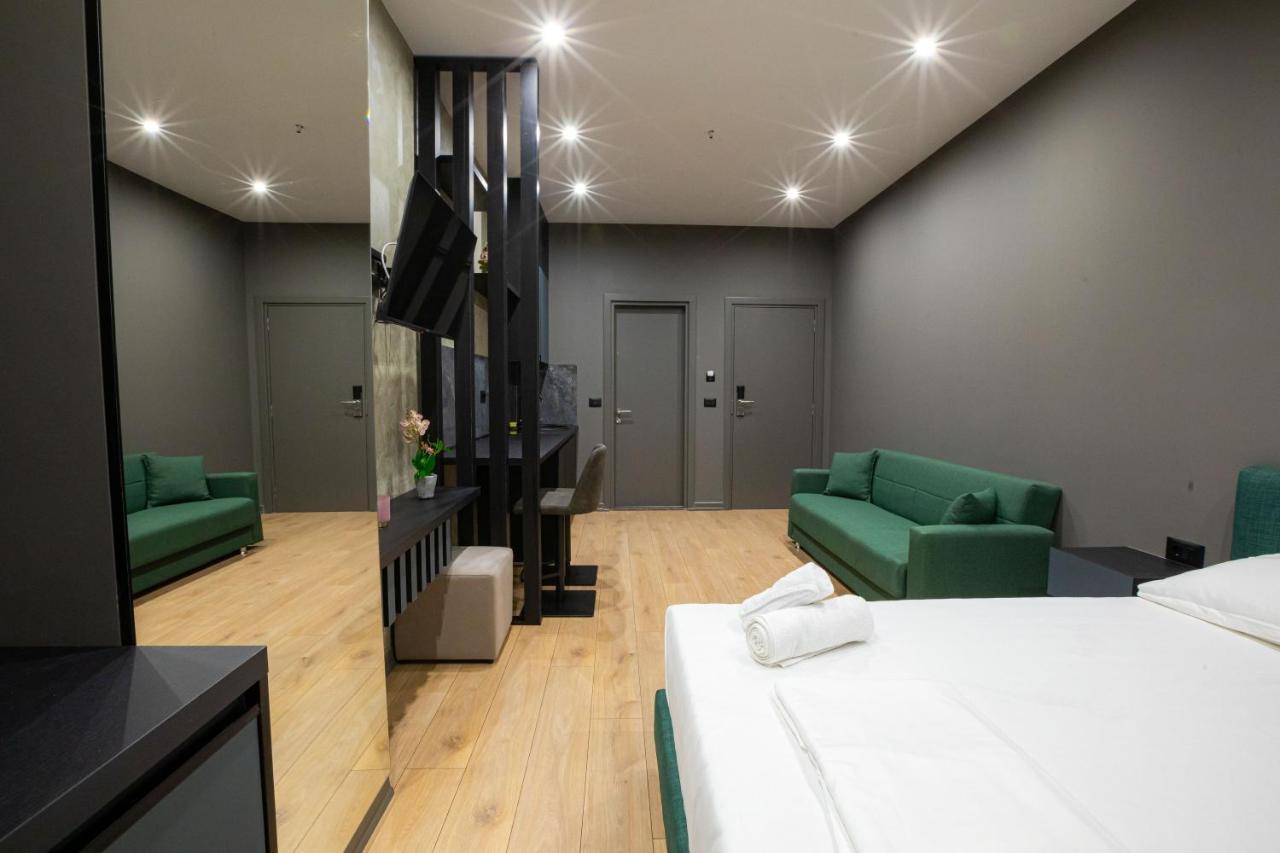 Dea'S Apartaments ติรานา ภายนอก รูปภาพ