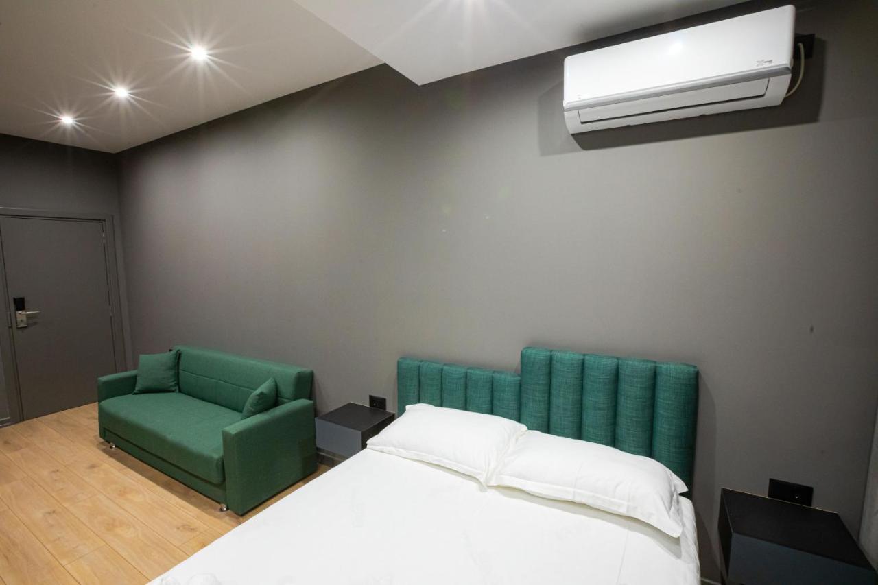 Dea'S Apartaments ติรานา ภายนอก รูปภาพ